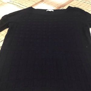 Women’s short sleeve sweater